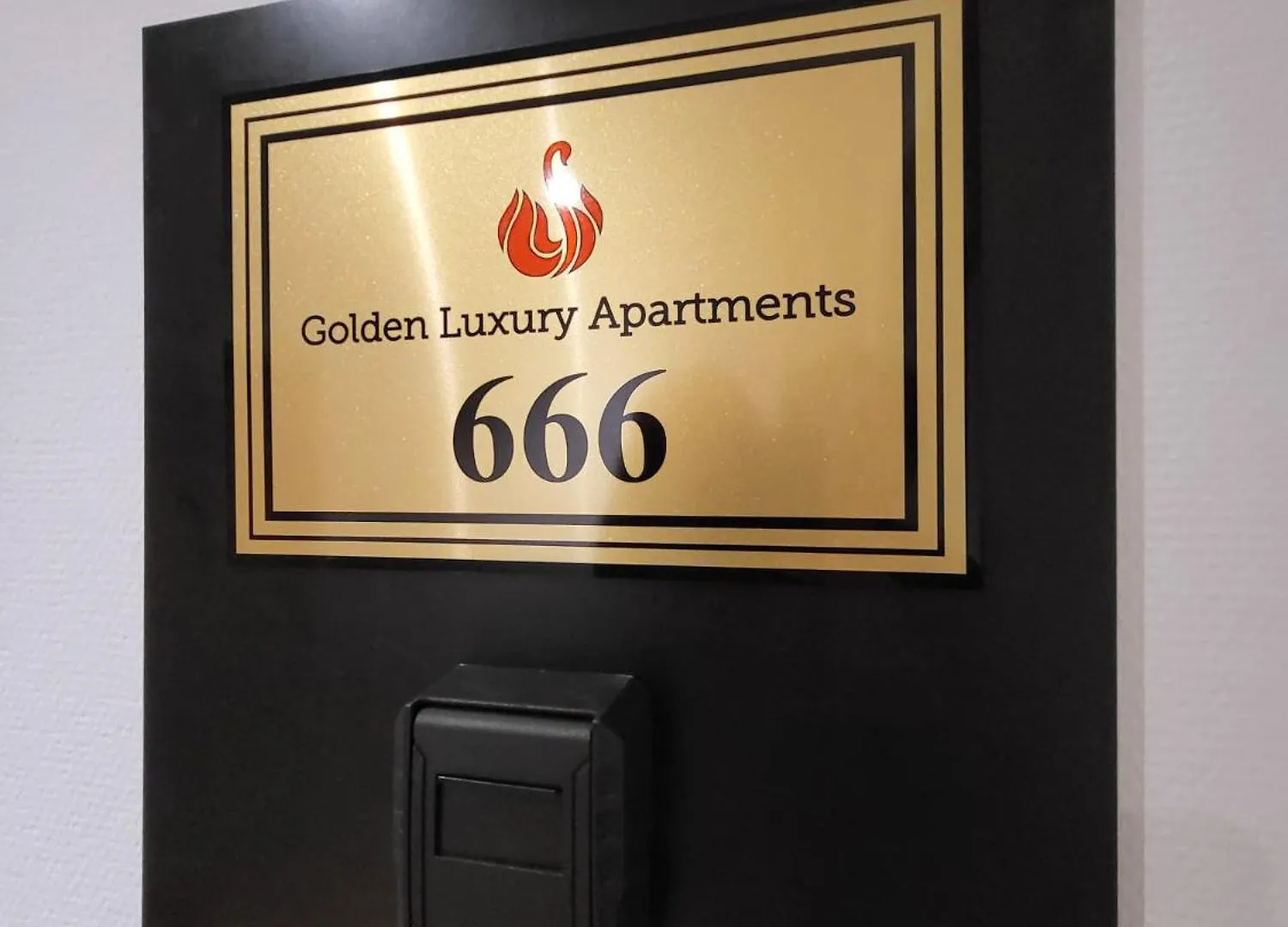 Ny-Golden Apartments-Dortmund Airport 0*, Dortmund