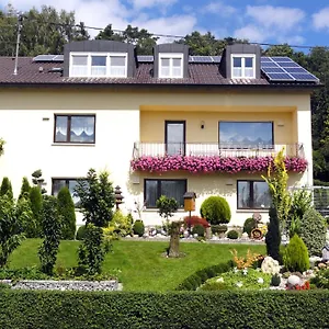 Gold Apartment Glott